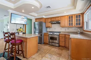920 Dana Ave, Valley Stream, NY 11580 - Photo 8