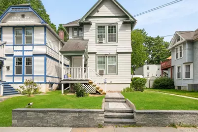 17 Carroll Street, Poughkeepsie, NY 12601 - Photo 2