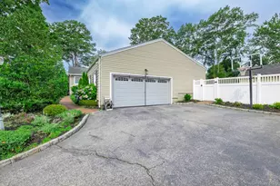 48 William Penn Dr, Stony Brook, NY 11790 - Photo 34