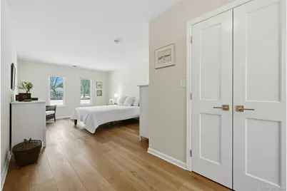 210 Elton Court W, Saint James, NY 11780 - Photo 18