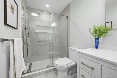 210 Elton Court W, Saint James, NY 11780 - Photo 22