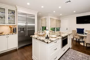 27 Hunt Ct, Jericho, NY 11753 - Photo 6
