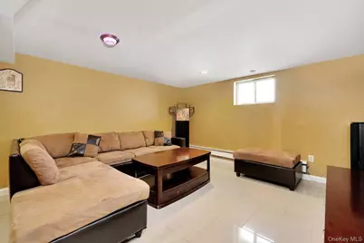 186-31 Radnor Road, Jamaica, NY 11432 - Photo 26