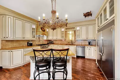 186-31 Radnor Road, Jamaica, NY 11432 - Photo 10