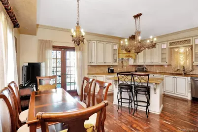 186-31 Radnor Road, Jamaica, NY 11432 - Photo 8