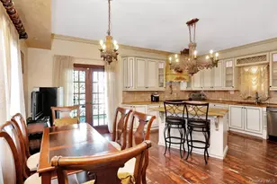 186-31 Radnor Rd, Jamaica, NY 11432 - Photo 8