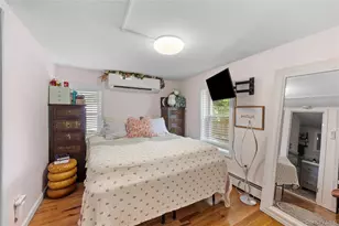 23 Edgewood Ave, Port Jefferson Station, NY 11776 - Photo 10