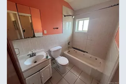 158-12 85th Avenue, Jamaica, NY 11432 - Photo 12
