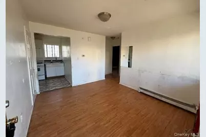 158-12 85th Avenue, Jamaica, NY 11432 - Photo 4
