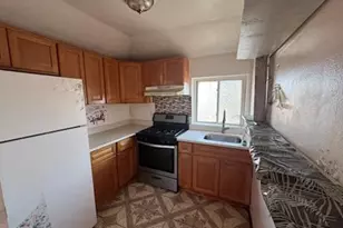 158-12 85th Ave, Jamaica, NY 11432 - Photo 8