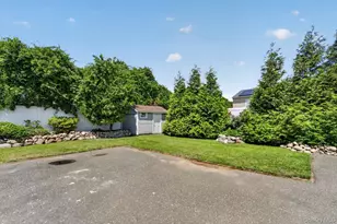 5 E 4th St, Huntington Station, NY 11746 - Photo 8