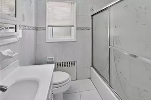 5 E 4th St, Huntington Station, NY 11746 - Photo 18