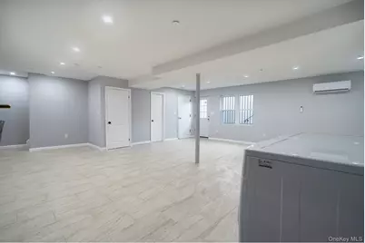 7036 70th Street, Glendale, NY 11385 - Photo 24