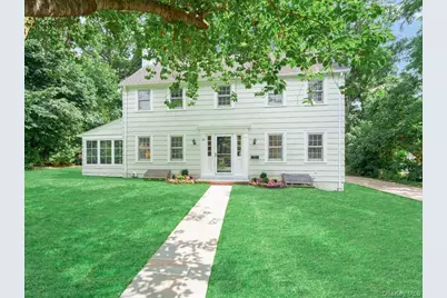 178 Overlook Avenue, Great Neck, NY 11021 - Photo 1
