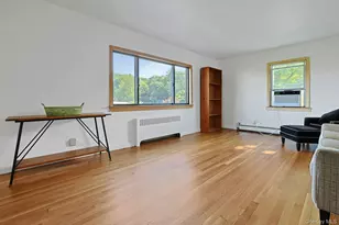 141 Curtis Ln, Yonkers, NY 10710 - Photo 6