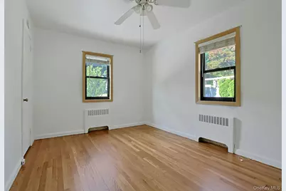 141 Curtis Lane, Yonkers, NY 10710 - Photo 16