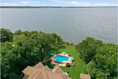 14 Woodcock Lane, Setauket, NY 11733 - Photo 2