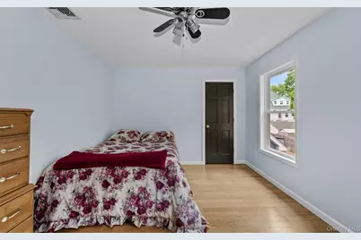 125 Ohio Avenue, Massapequa, NY 11758 - Photo 18