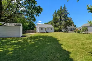 9 McGaw Ave, Lake Grove, NY 11755 - Photo 18