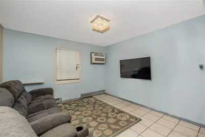 53 Primrose Lane, Levittown, NY 11756 - Photo 8