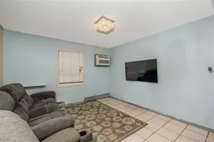 53 Primrose Ln, Levittown, NY 11756 - Photo 8
