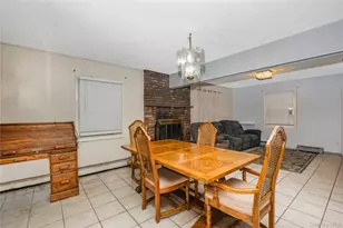 53 Primrose Ln, Levittown, NY 11756 - Photo 6