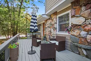 4 Scarborough Cir, Rock Hill, NY 12775 - Photo 10