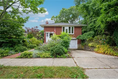 119 Norwood Avenue, Malverne, NY 11565 - Photo 2