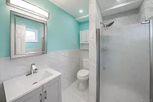 23 Essex Dr, Coram, NY 11727 - Photo 26