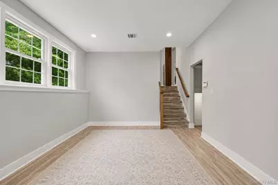 9 Elmwood Road, White Plains, NY 10605 - Photo 16