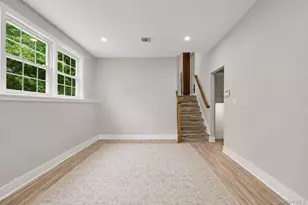 9 Elmwood Rd, White Plains, NY 10605 - Photo 16