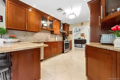 44 Gale Drive, Woodmere, NY 11581 - Photo 10
