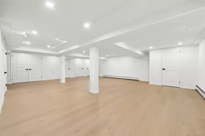 44 Gale Drive, Woodmere, NY 11581 - Photo 20