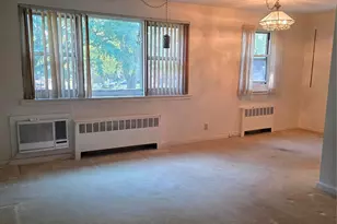 152-34 Jewel Ave, Kew Gardens, NY 11367 - Photo 8