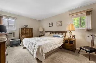 279 N Kentucky Ave, Massapequa, NY 11758 - Photo 14