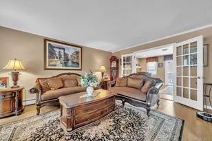 4382 New York Ave, Island Park, NY 11558 - Photo 4