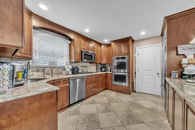 4382 New York Avenue, Island Park, NY 11558 - Photo 10
