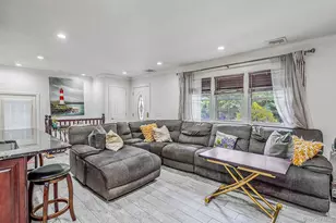 138 River Rd, Shirley, NY 11967 - Photo 4