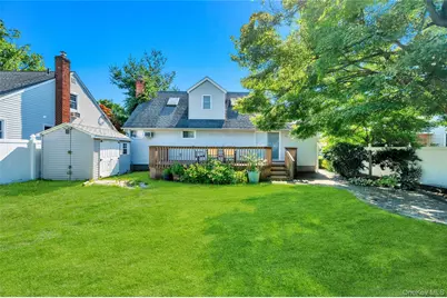 34 Oak Street, Hicksville, NY 11801 - Photo 24
