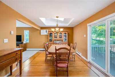 34 Oak Street, Hicksville, NY 11801 - Photo 6