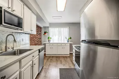 31 Artist Lake Boulevard, Middle Island, NY 11953 - Photo 6