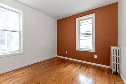 3321 Fish Avenue, Bronx, NY 10469 - Photo 8