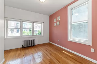 3321 Fish Avenue, Bronx, NY 10469 - Photo 4