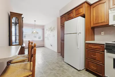 6 N Park Drive, Massapequa, NY 11758 - Photo 8