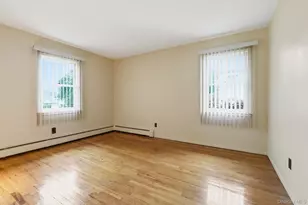 6 N Park Dr, Massapequa, NY 11758 - Photo 10