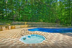 3 Jacobs Path, Melville, NY 11747 - Photo 14