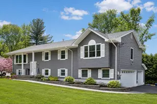 6 Hemlock Ln, Thiells, NY 10984 - Photo 2