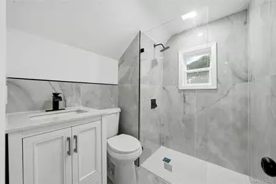 17 Riverside Street, Amityville, NY 11701 - Photo 10