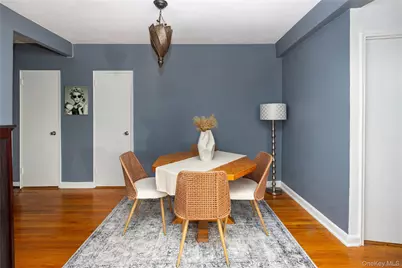 10221 63rd Road #A67, Forest Hills, NY 11375 - Photo 4