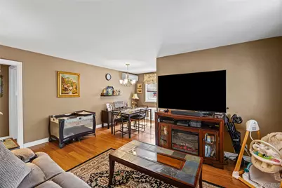 61-26 255th #upper, Little Neck, NY 11362 - Photo 20